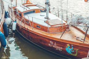 Yacht Matsya